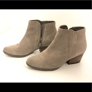 Blondo Villa Waterproof Bootie